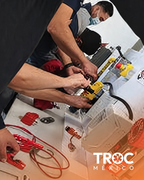Trabajo seguro con electricidad. De 8 y 16 horas
